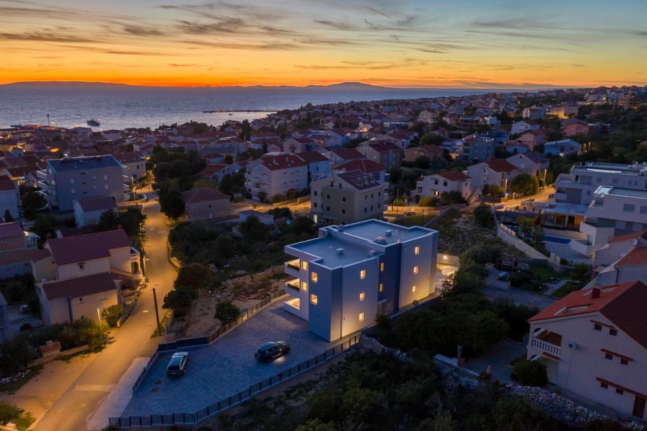 Villa Lena Luxury Apartments ノヴァリャ エクステリア 写真