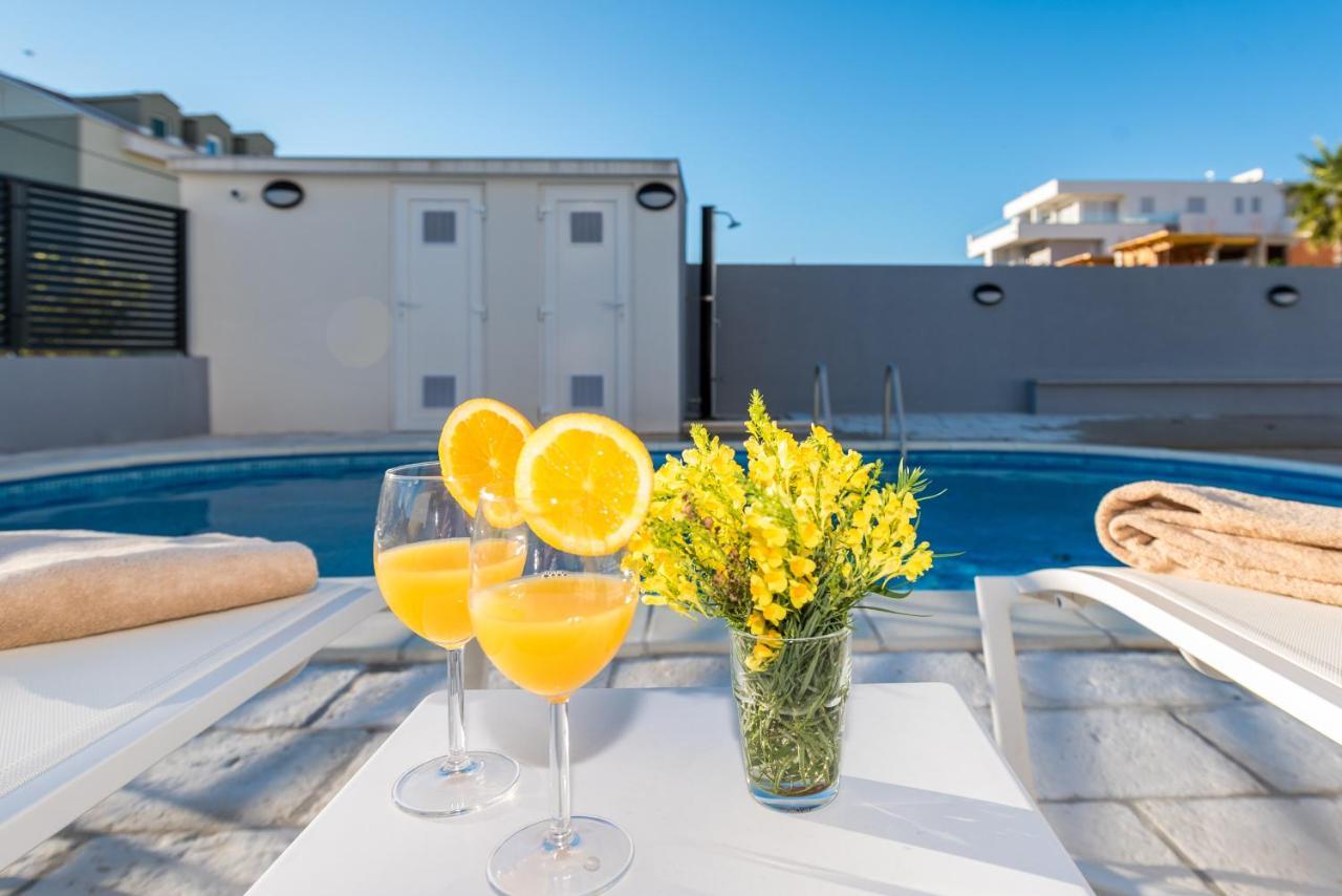 Villa Lena Luxury Apartments ノヴァリャ エクステリア 写真