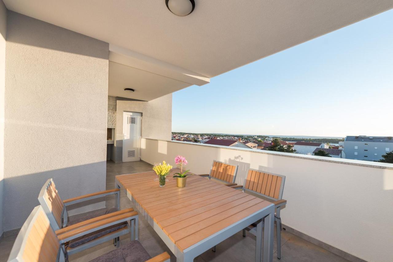 Villa Lena Luxury Apartments ノヴァリャ エクステリア 写真